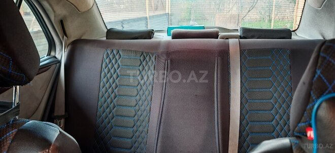 Mercedes E 220-6