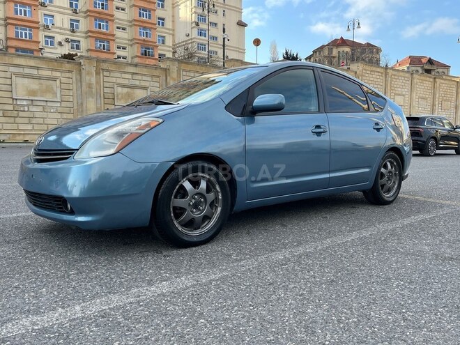 Toyota Prius-2