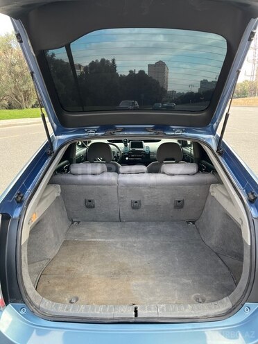 Toyota Prius-10