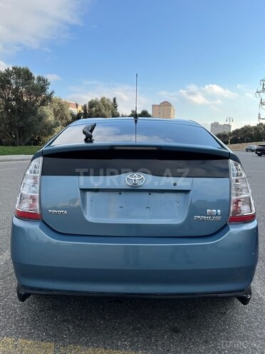Toyota Prius-7