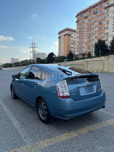 Toyota Prius-6