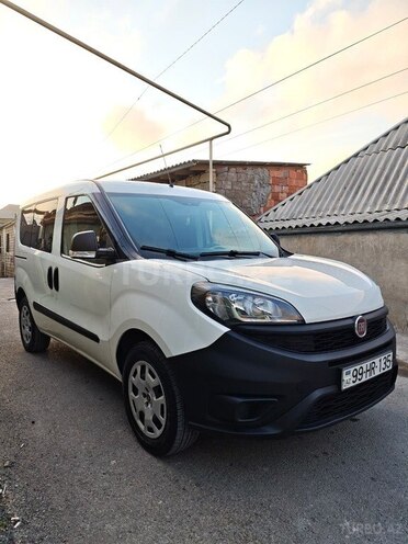 Fiat Doblo-4