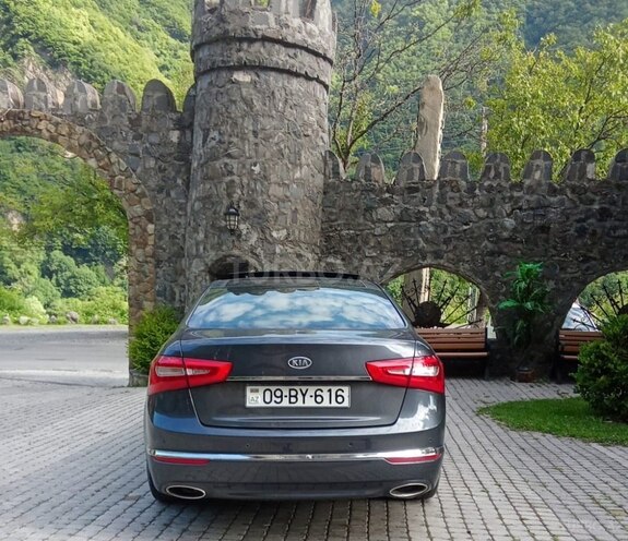 Kia Cadenza-10