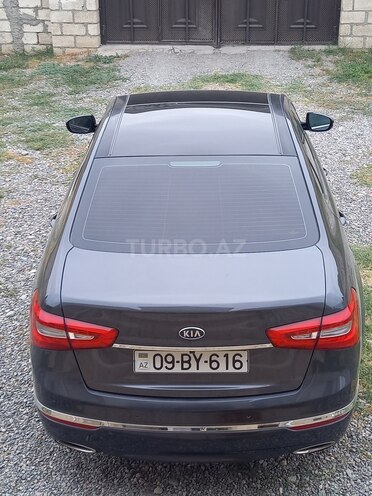 Kia Cadenza-6