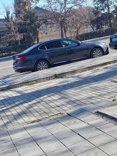 Kia Cadenza-4