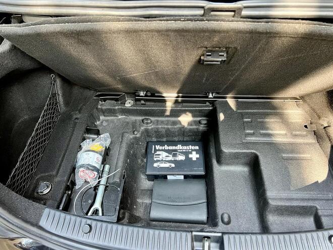 Mercedes C 220 d-20