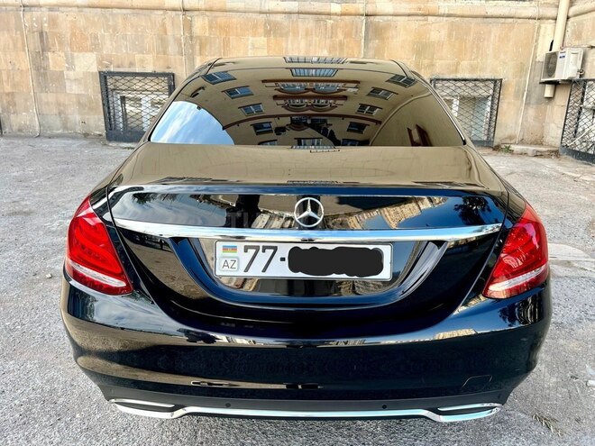 Mercedes C 220 d-2