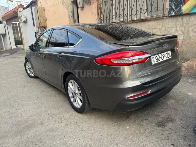 Ford Fusion (North America)-4