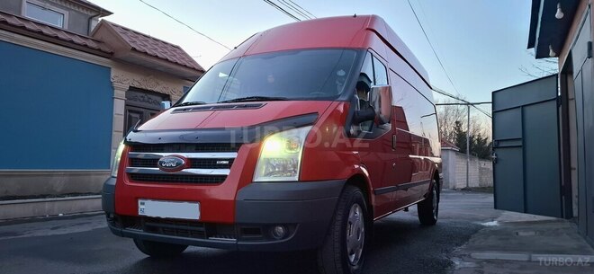 Ford Transit-1