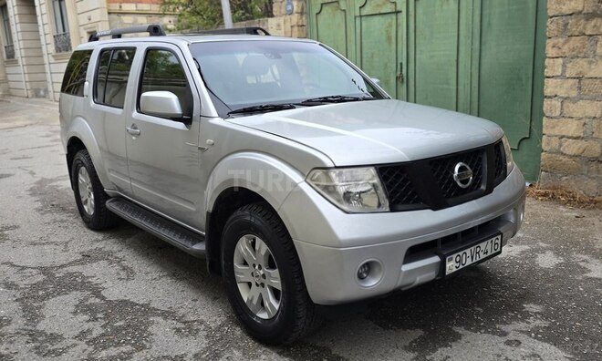 Nissan Pathfinder-3
