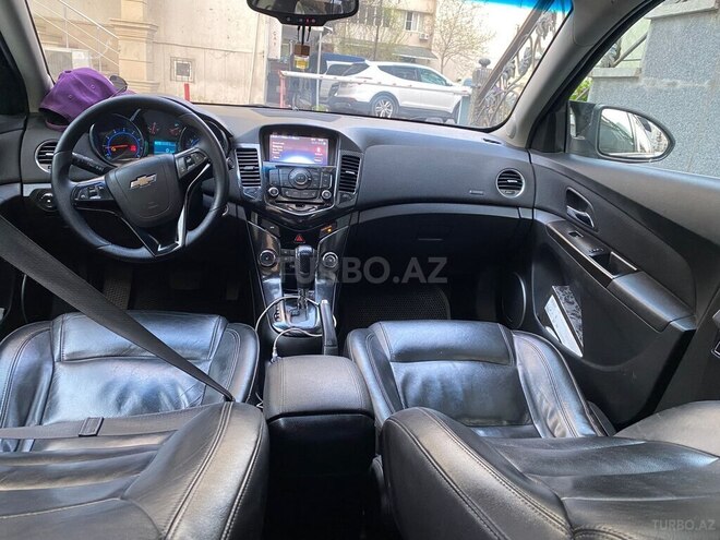 Chevrolet Cruze-9