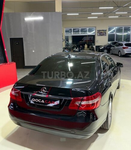 Mercedes E 250-8