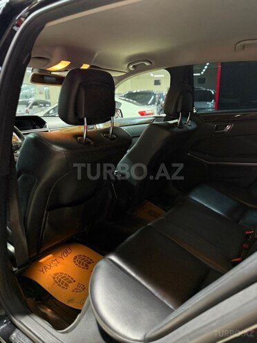 Mercedes E 250-16