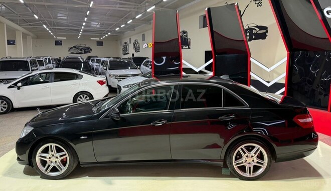 Mercedes E 250-5
