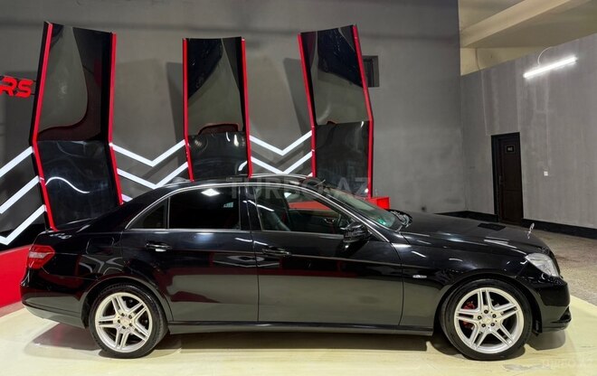 Mercedes E 250-4