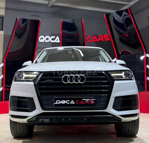 Audi Q7-3