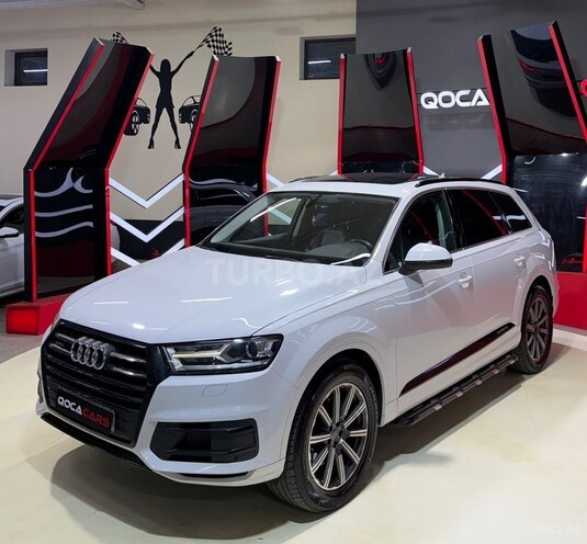 Audi Q7-2