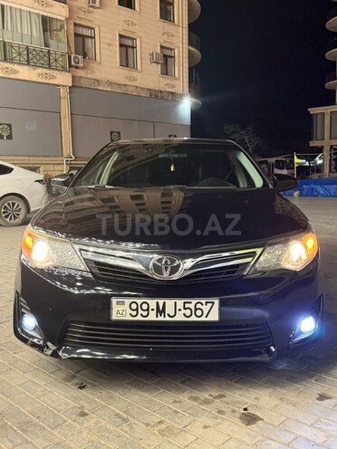 Toyota Camry-1