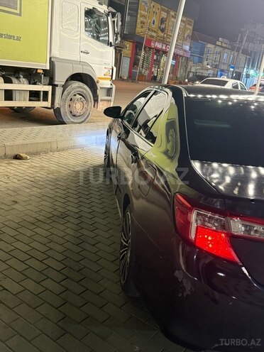 Toyota Camry-5