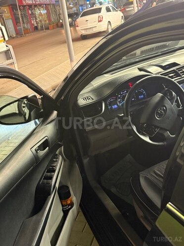 Toyota Camry-7