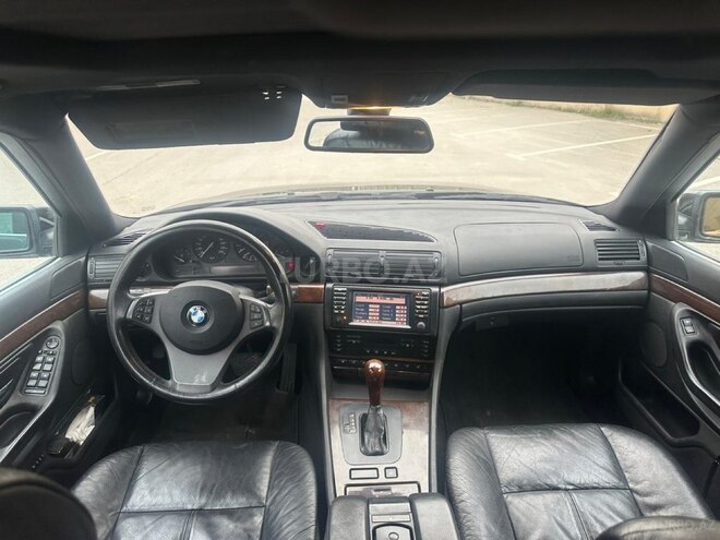 BMW 740-8