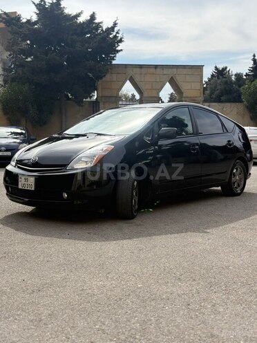 Toyota Prius-5
