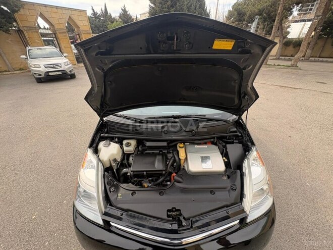 Toyota Prius-10