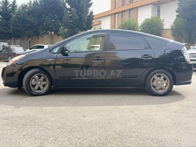 Toyota Prius-16