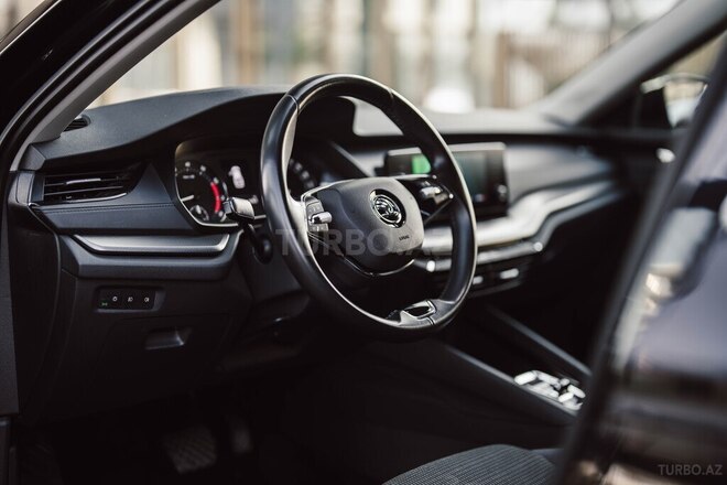 Skoda Octavia-9