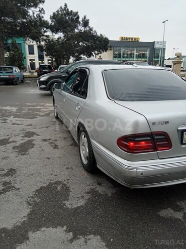 Mercedes E 320-14