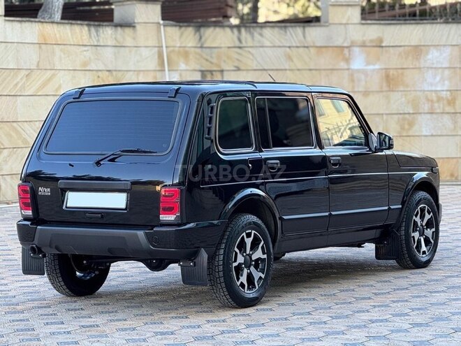 LADA (VAZ) Niva-4
