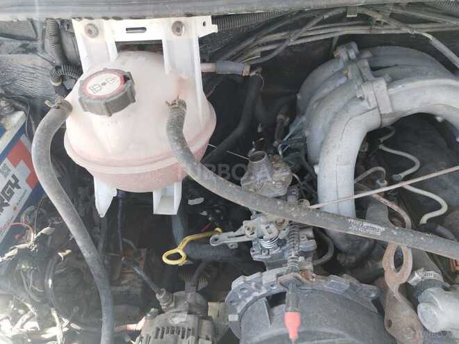 Ford Transit-6