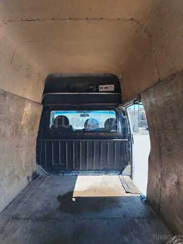 Ford Transit-11