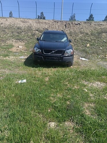 Volvo XC90-1