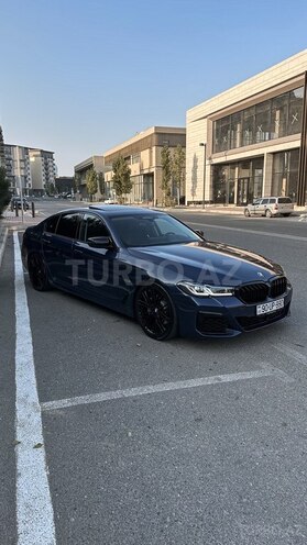 BMW 530e-7