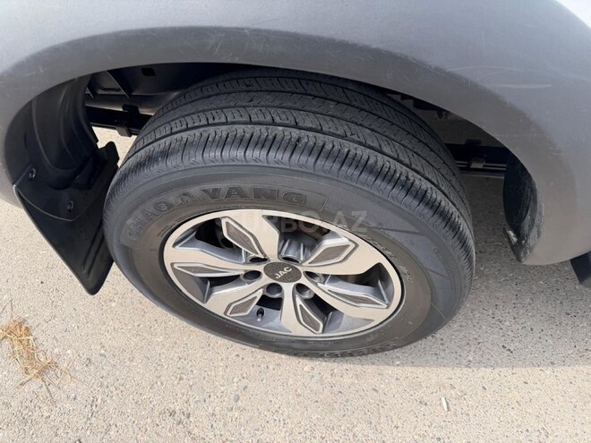 JAC T8-13