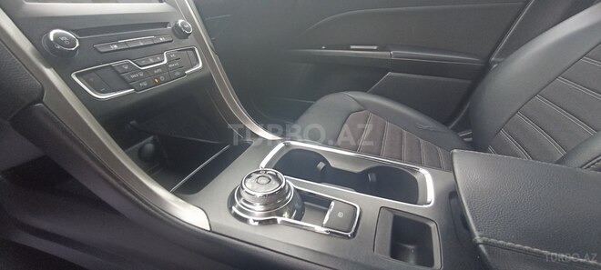 Ford Fusion (North America)-10