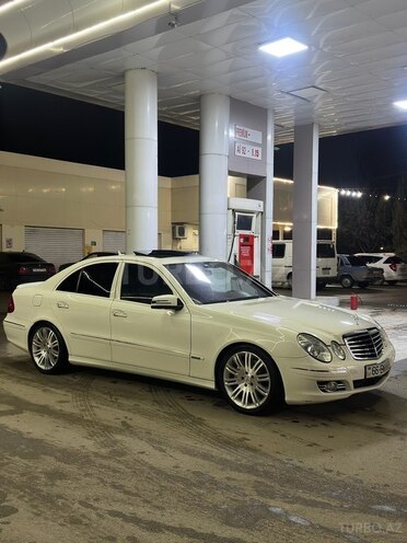 Mercedes E 350-19