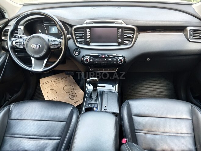 Kia Sorento-6