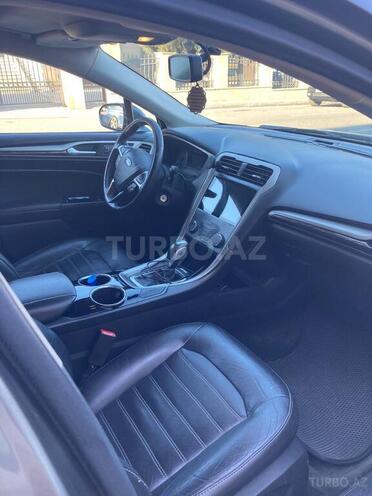 Ford Fusion (North America)-4