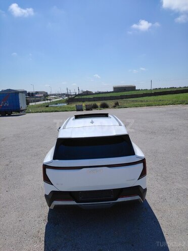 Kia EV5-2