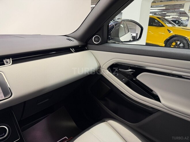 Land Rover RR Evoque-12