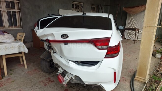 Kia Rio-2