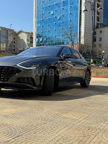 Hyundai Sonata-8