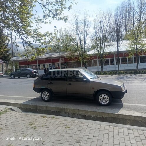LADA (VAZ) 2109-2