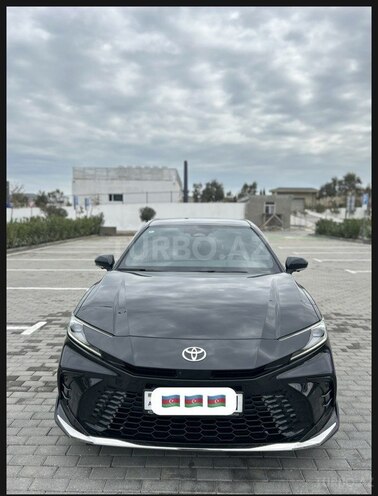 Toyota Camry-1
