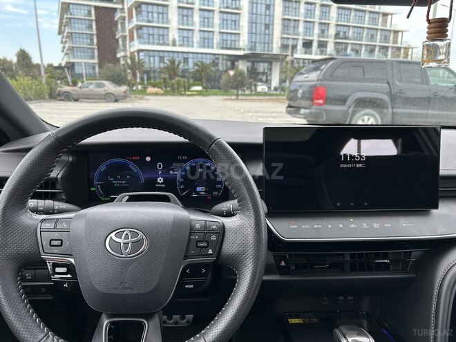Toyota Camry-5
