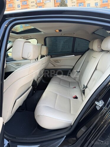 BMW 528-9