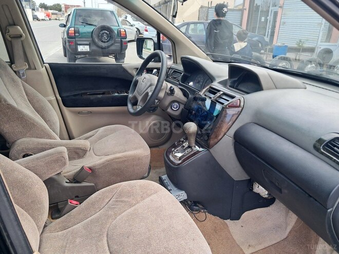 Mitsubishi Chariot 2003, 188,000 km - 2.0 l - Bakı
