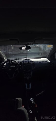 Chevrolet Aveo-8